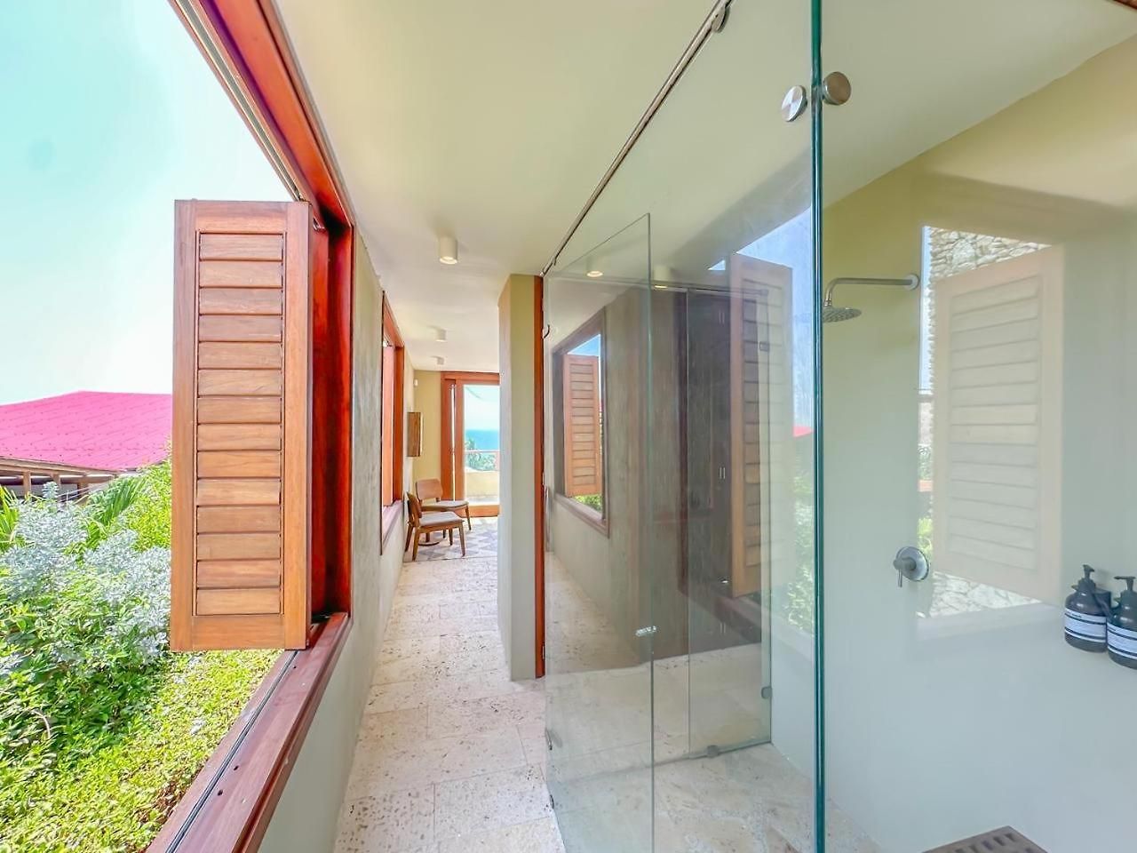 Exclusive Luxury Island Villa